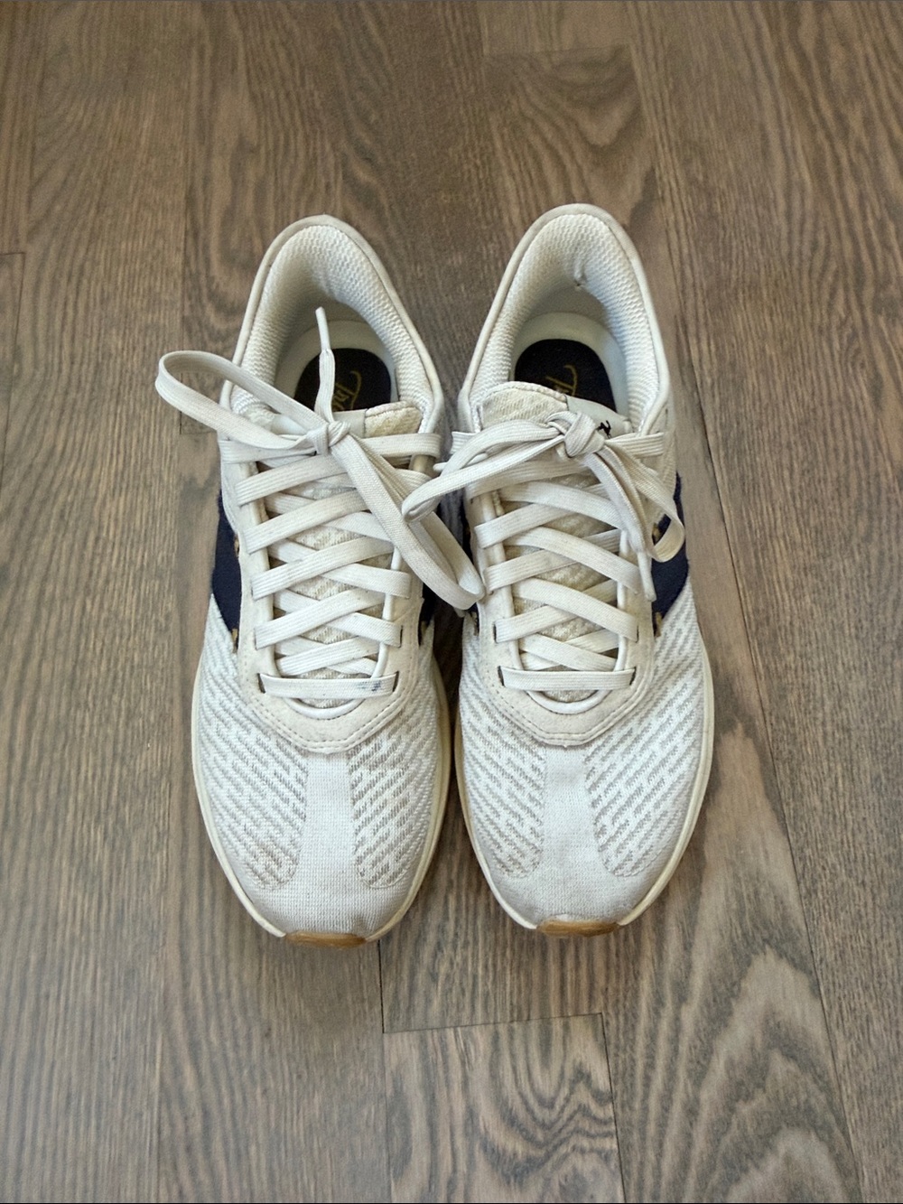 Tracksmith Eliot Runner
